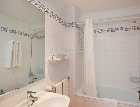 JS Cape Colom - Beispiel Bad (Zimmercodierungen DB1, DBM, DP1 & DP2)