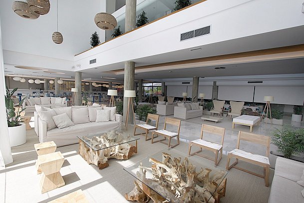 BG Rei del Mediterrani Palace