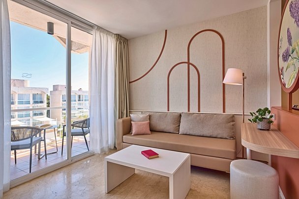 Zafiro Alzinar Mar - Wohnbeispiel Juniorsuite (Zimmercodierungen JB1, JB2, J1P & J2P)