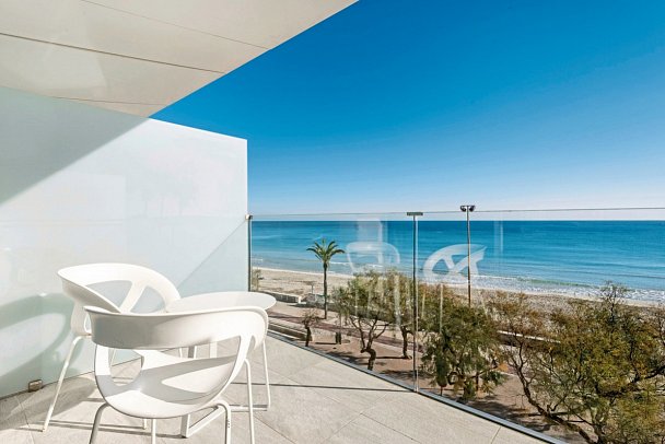 Kyrat Amàrac - Wohnbeispiel Doppelzimmer Meerblick