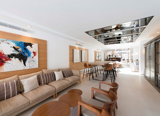 Kyrat Amàrac Suites