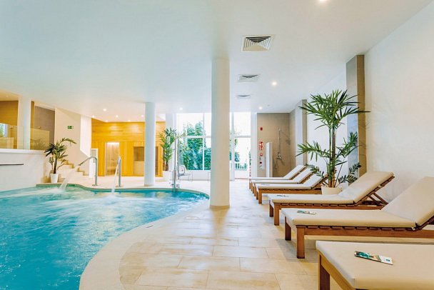 Parque Nereida Suites