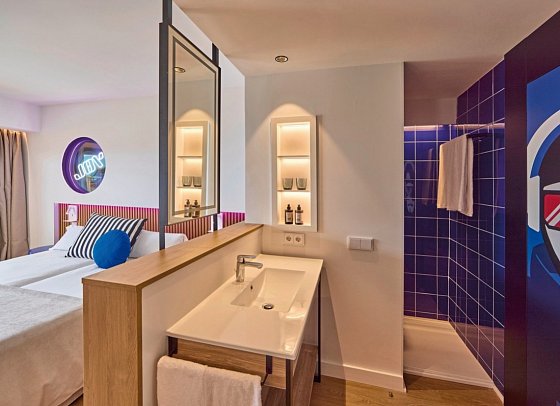 Universal Hotel Neptuno - Adults Only - Wohnbeispiel Doppelzimmer Meerblick (Zimmercodierung D1M)