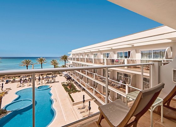 Universal Hotel Neptuno - Adults Only - Beispiel Balkon Doppelzimmer Meerblick (Zimmercodierung D1M)