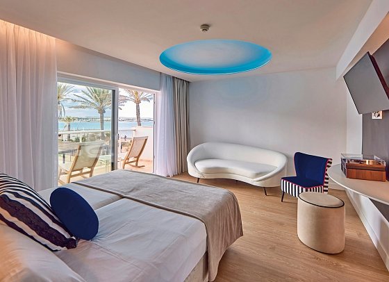 Universal Hotel Neptuno - Adults Only - Wohnbeispiel Juniorsuite Meerblick (Zimmercodierung JBM)