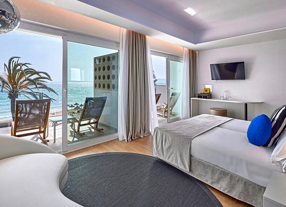 Universal Hotel Neptuno - Adults Only - Wohnbeispiel Juniorsuite Meerblick (Zimmercodierung JBM)