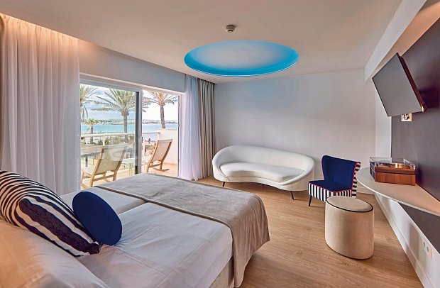 Universal Hotel Neptuno - Adults Only - Wohnbeispiel Juniorsuite Meerblick (Zimmercodierung JBM)