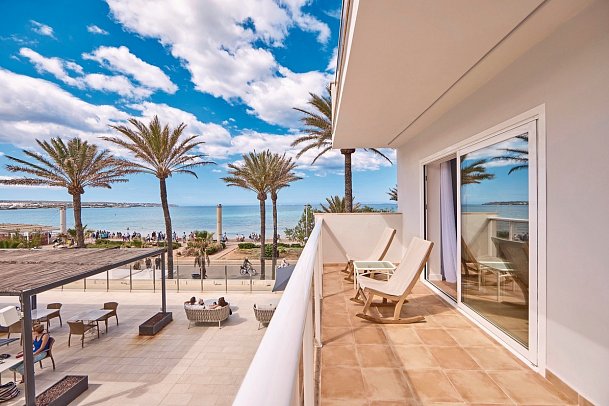 Universal Hotel Neptuno - Adults Only - Beispiel Balkon Juniorsuite Meerblick (Zimmercodierung JBM)