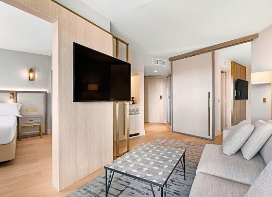 Hilton Mallorca Galatzó - Wohnbeispiel Familiensuite Kingsize Bett (Zimmercodierung WB2)