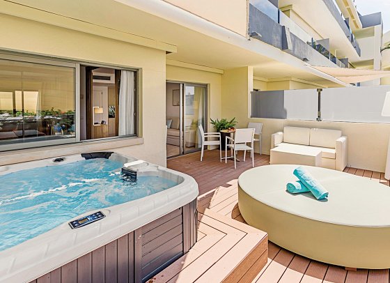Zafiro Palmanova - Wohnbeispiel Suite 1 Schlafzimmer Penthouse (Zimmercodierungen WT1 & WT2)