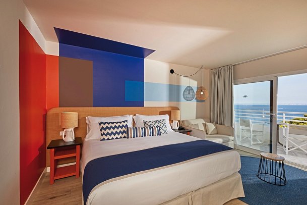 Alua Calvia Mallorca - Wohnbeispiel Doppelzimmer Premium frontaler Meerblick Preferred Club (Zimmercodierung DMM)