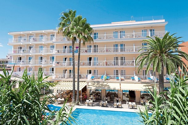 Universal Hotel Bikini