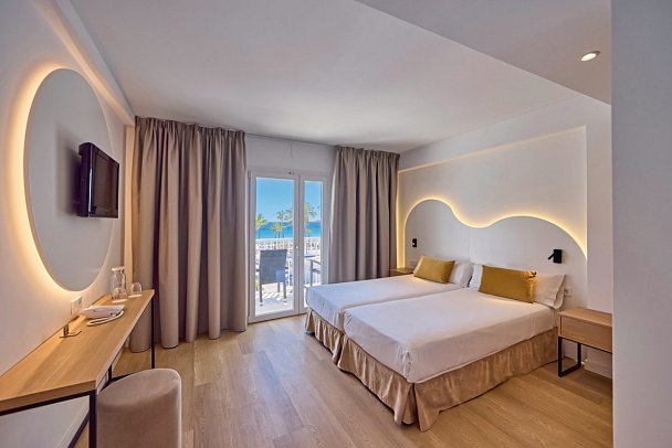 Universal Hotel Bikini - Wohnbeispiel Doppelzimmer Poolblick (Zimmercodierung DBP)