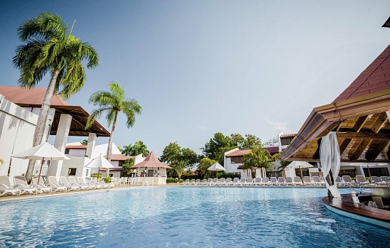 BlueBay Villas Doradas