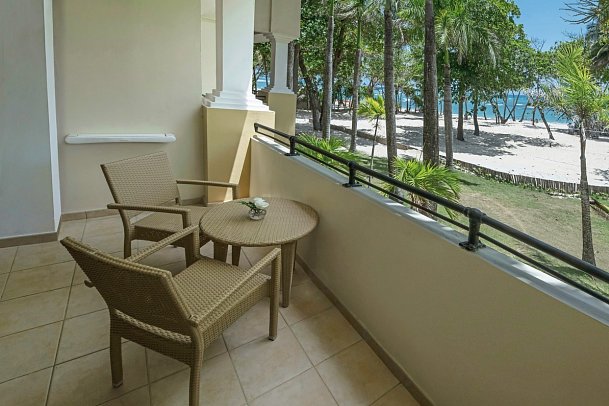 Iberostar Waves Costa Dorada - Beispiel Balkon Premium Ocean View (Zimmercodierung DBM)