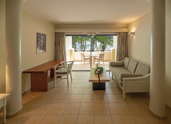 Iberostar Waves Costa Dorada - Wohnbeispiel Junior Suite Ocean Front (Zimmercodierung JBO)