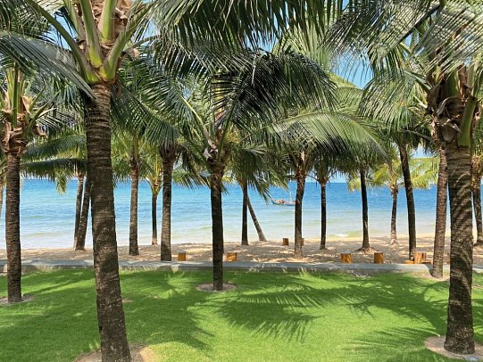Dusit Princess Moonrise Beach Resort Phu Quoc