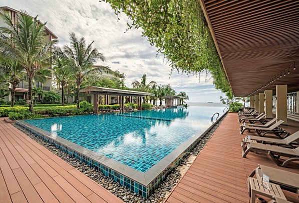 Dusit Princess Moonrise Beach Resort Phu Quoc