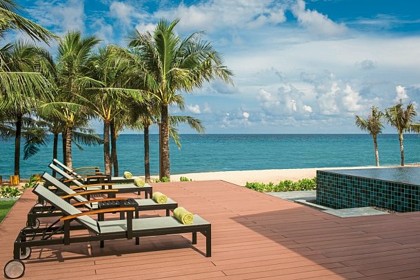 Dusit Princess Moonrise Beach Resort Phu Quoc