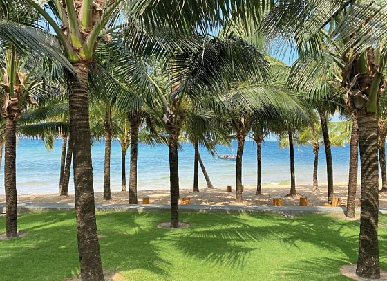 Dusit Princess Moonrise Beach Resort Phu Quoc