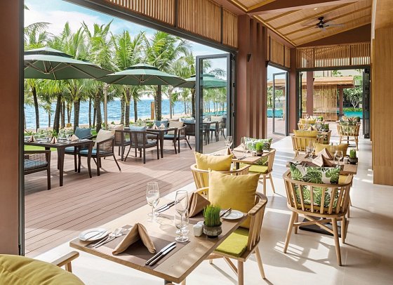 Dusit Princess Moonrise Beach Resort Phu Quoc