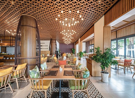 Dusit Princess Moonrise Beach Resort Phu Quoc