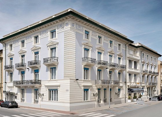 Hotel Palace