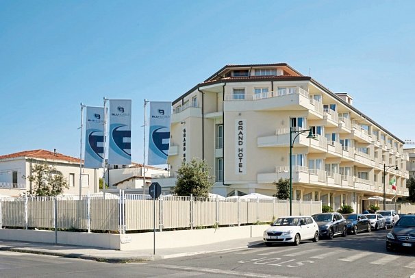 Grand Hotel