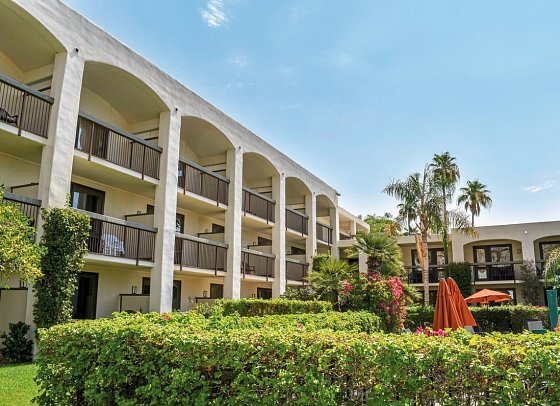 Palm Mountain Resort & Spa