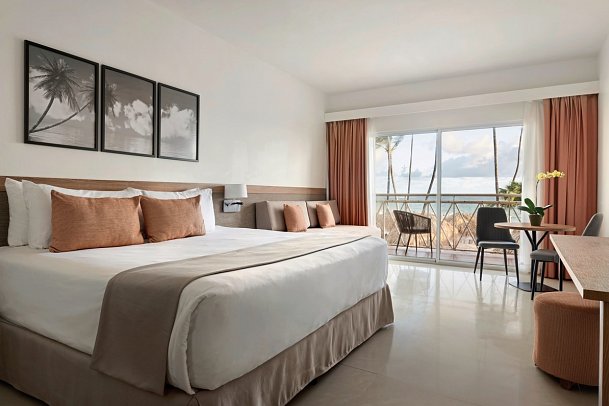 Sunscape Coco Punta Cana - Wohnbeispiel Sun Club Junior Suite Ocean Front Adults Only (Zimmercodierung JDO)