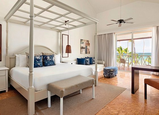 Sunscape Coco Punta Cana - Wohnbeispiel Sun Club Honeymoon Suite Ocean Front Adults only (Zimmercodierung WHO)