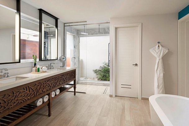 Dreams Cap Cana Resort & Spa - Beispiel Bad Preferred Club Master Suite Swim Out Villa (Zimmercodierung WM2)