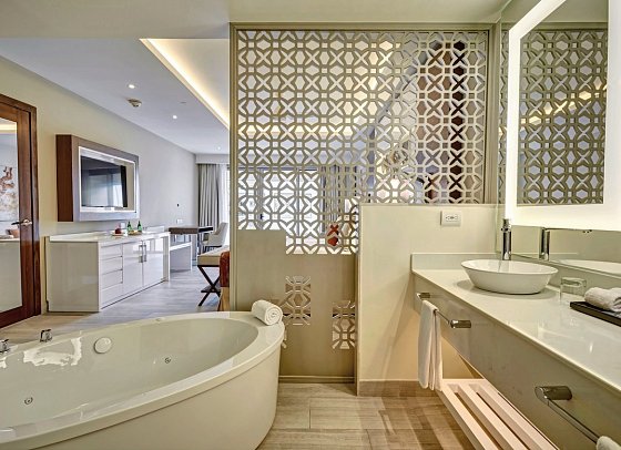 Royalton Bávaro Resort & Casino - Wohnbeispiel Luxury Junior Suite (Zimmercodierung JU1)