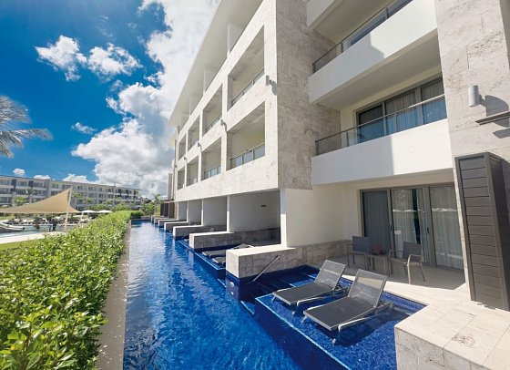 Royalton Bávaro Resort & Casino - Wohnbeispiel Luxury Junior Suite Swim Out (Zimmercodierung JB1)