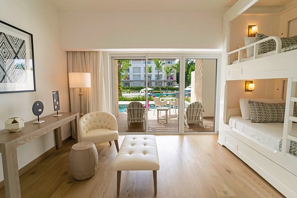 Princess Family Club Bávaro - Wohnbeispiel Family Club Junior Suite Swim Out (Zimmercodierung FBQ)