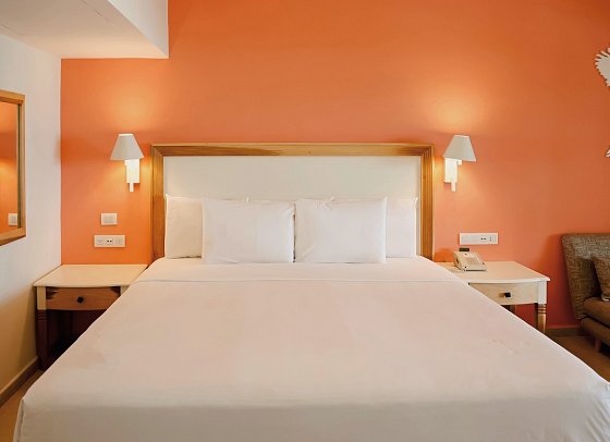 Iberostar Waves Punta Cana - Wohnbeispiel Premium Room (Zimmercodierungen DB1, DBP, D7M & DBD)