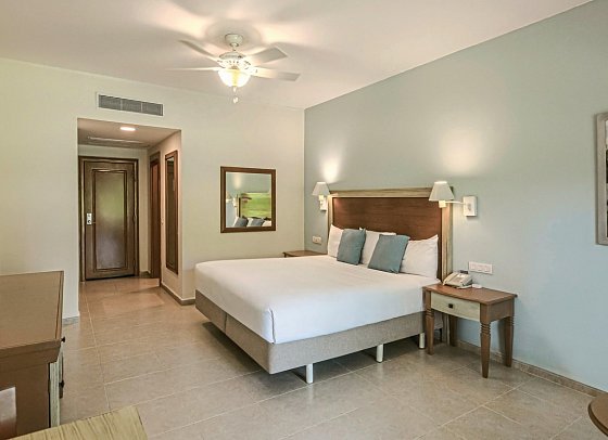 Iberostar Waves Punta Cana - Wohnbeispiel Premium Room (Zimmercodierungen DB1, DBP, D7M & DBD)