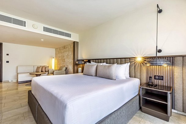 Family Selection at Grand Palladium Select Bávaro - Wohnbeispiel Superior Junior Suite Private Pool (Zimmercodierung J1P)