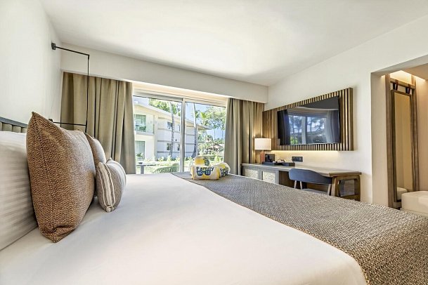 Family Selection at Grand Palladium Select Bávaro - Wohnbeispiel Superior Junior Suite Private Pool (Zimmercodierung J1P)