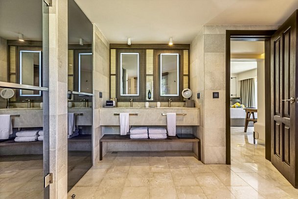 Family Selection at Grand Palladium Select Bávaro - Wohnbeispiel Superior Junior Suite Private Pool (Zimmercodierung J1P)
