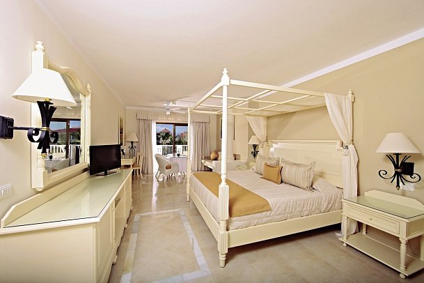 Bahia Principe Grand Aquamarine - Wohnbeispiel Junior-Suite