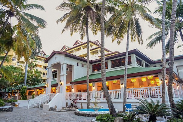 Coral Costa Caribe Beach Resort