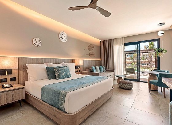 Serenade Caribe Club Family Beach Resort - Wohnbeispiel Luxury Swim Out (Zimmercodierung UUQ)
