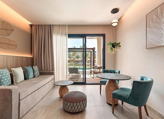Serenade Caribe Club Family Beach Resort - Wohnbeispiel Luxury Swim Out (Zimmercodierung UUQ)