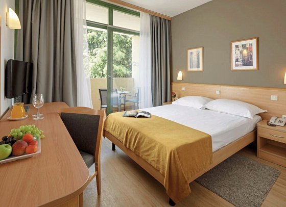 Aurora Plava Laguna - Wohnbeispiel Doppelzimmer Superior Gartenblick (Zimmercodierung DSG)