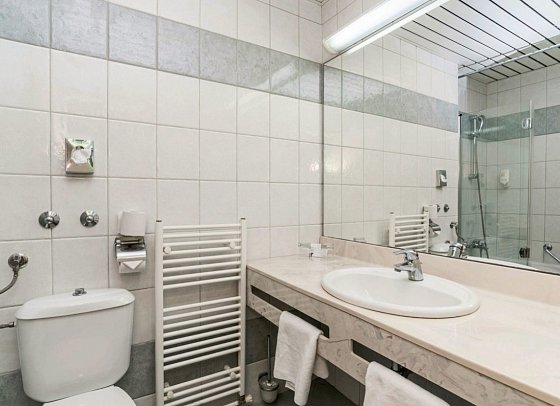 Aurora Plava Laguna - Beispiel Doppelzimmer Premium Meerseite (Zimmercodierung DMM)