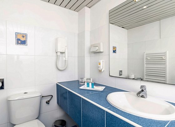 Hotel & Residence Umag Plava Laguna - Badbeispiel Doppelzimmer (Zimmercodierungen DB1 & TB1)