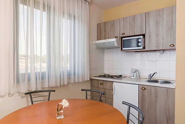 Apartments Amfora Plava Laguna - Wohnbeispiel Appartement 2 Schlafz. Superior (Zimmercodierung OS1)