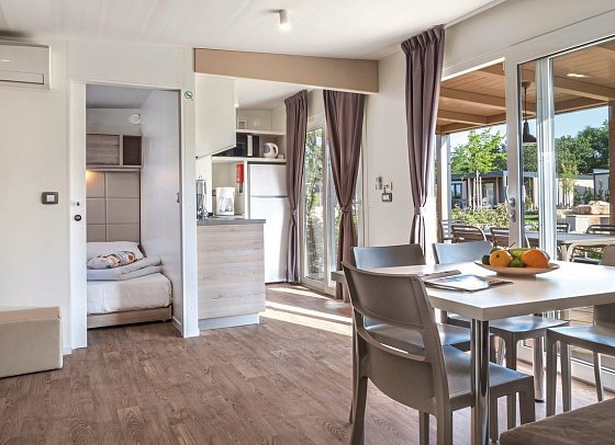 Valamar Camping Lanterna - Wohnbeispiel Mediterranean Garden Home für 4 plus 2 (Zimmercodierung CB3)