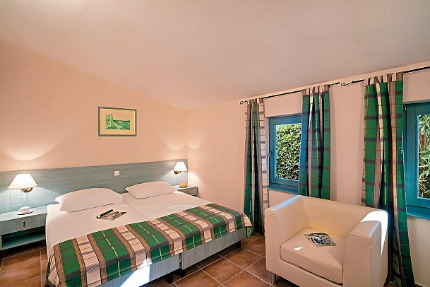 Valamar Tamaris Resort - Wohnbeispiel Villa für 2 plus 2 Meerseite (Zimmercodierungen VMC & VB1)